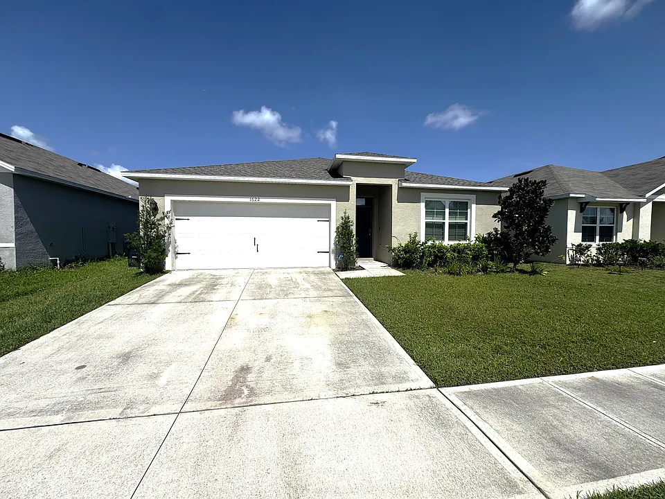 1622 Reddish Egret Ct