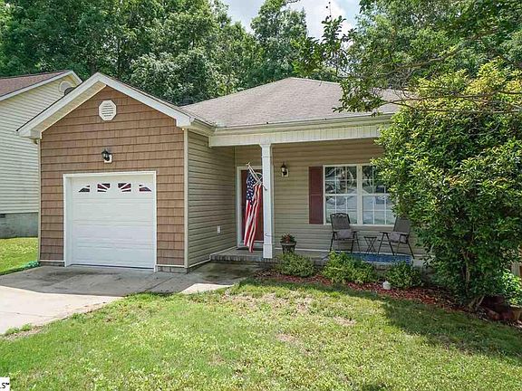 2nd image of 209 Southcreek Dr