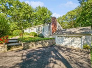 125 Sleight Plass Rd, Poughkeepsie, NY 12603