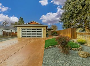 155 Little Butte Dr, Eagle Pt, OR 97524