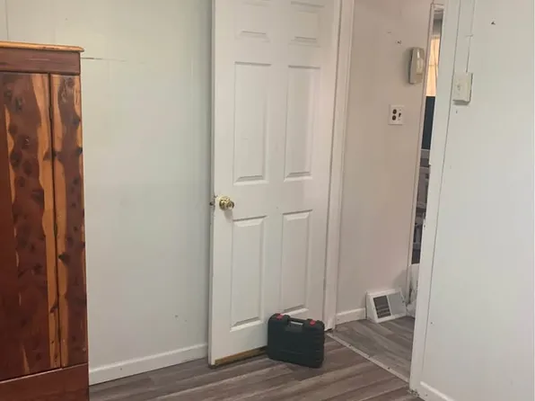 611 W 5th St, Chester, PA 19013