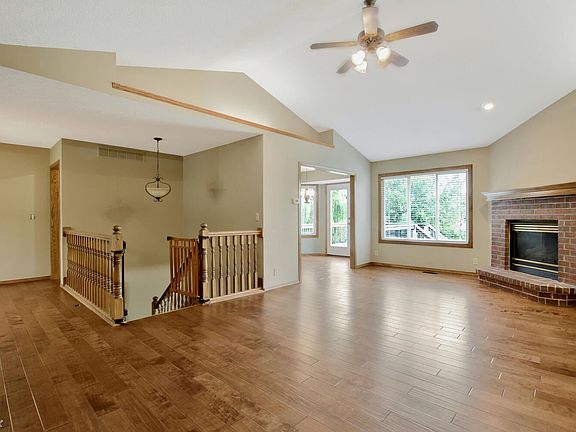 10018 W Greenspoint St Wichita-large-004-005-IMG 4759-1500x1