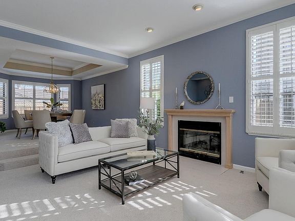 5th image of 109 Stratford Ct