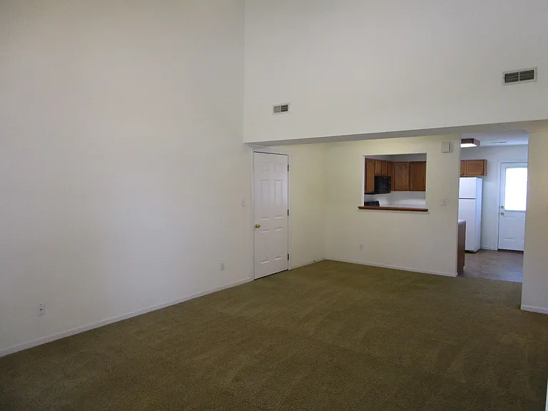 1704-1706 Juniper Dr — Photo 3
