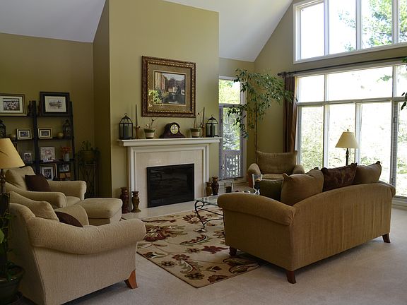 3rd image of 273 Kirksway Ln