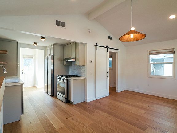 4th image of 363 Park Ave #397