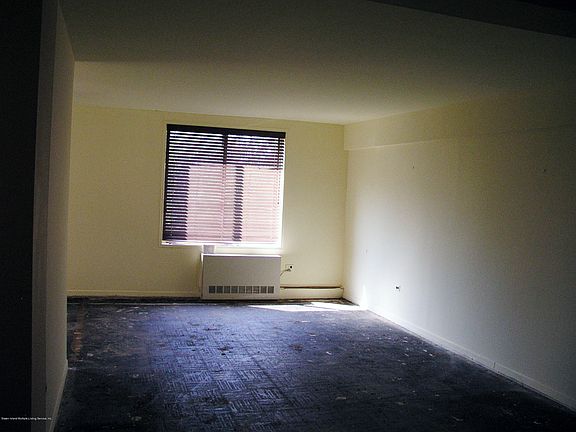 4th image of 830 Howard Ave APT 2H