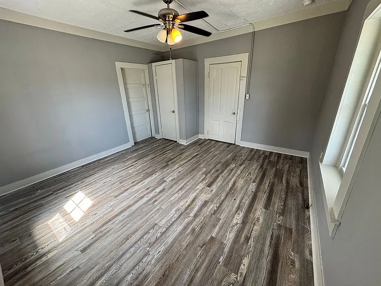 74 Martin Luther King Jr Dr — Photo 11