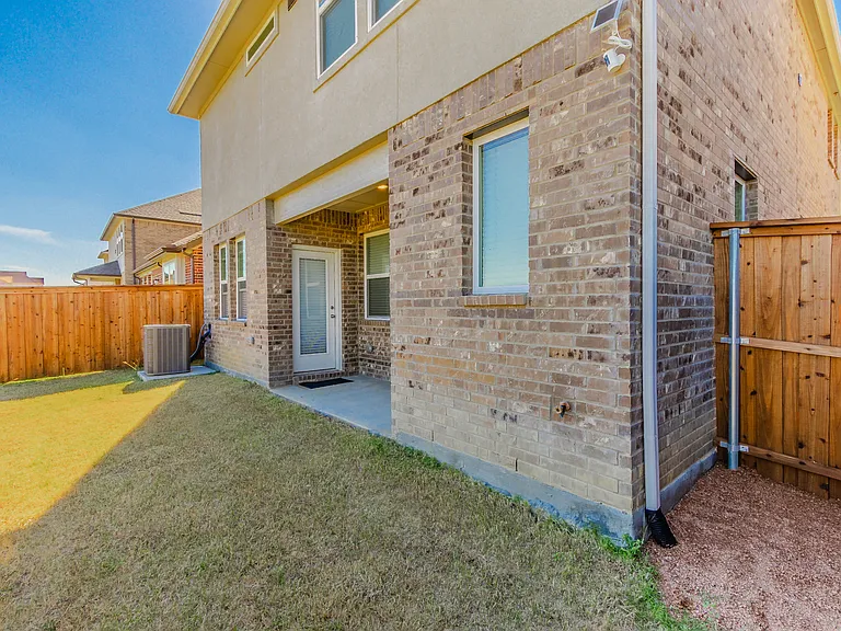 2068 Buffalo Hill Dr — Photo 19