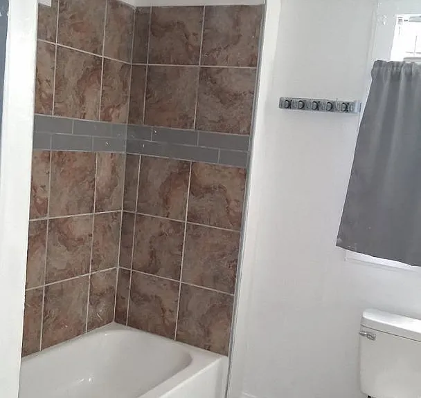 1812 E Young Ave — Photo 18