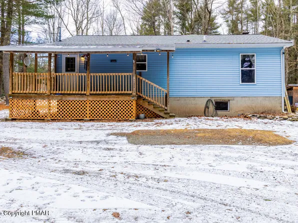 157 Woodlane Rd, Cresco, PA 18325