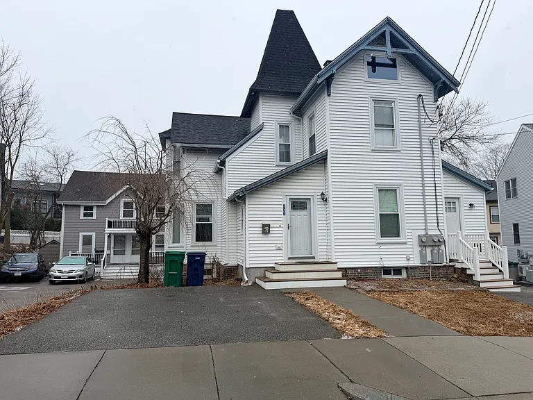 341 Linwood Ave #2 — Photo 1