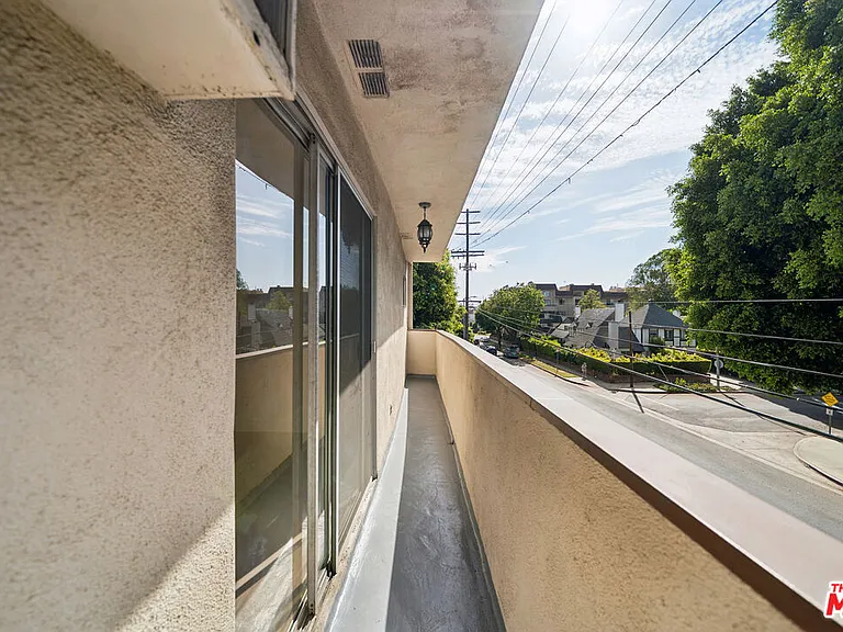 10980 Ohio Ave #201 — Photo 15