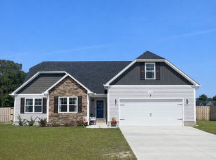 304 Waylon Way, Holly Ridge, NC 28445