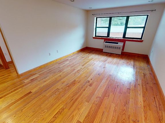 4th image of 84-14 143rd St #2B