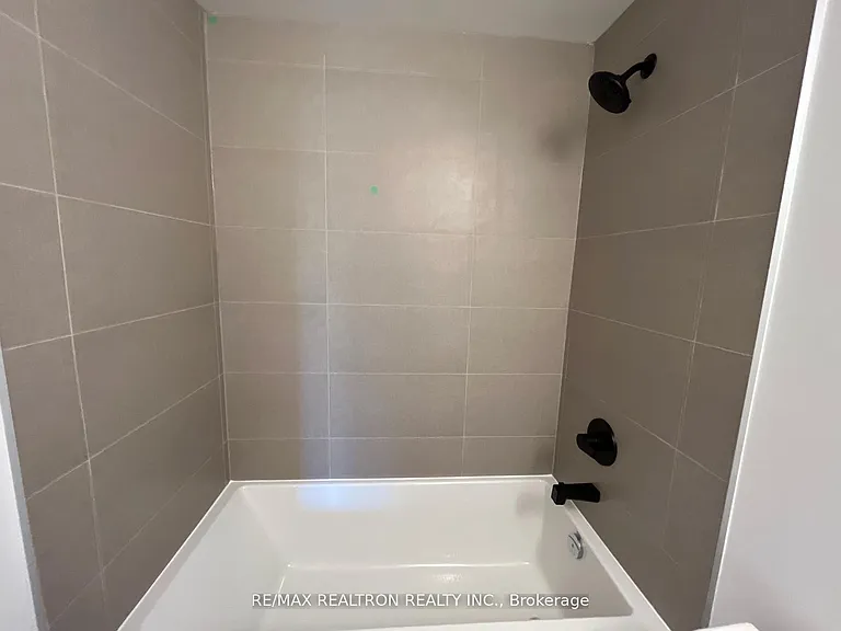 250 Lawrence Ave W #401 — Photo 12