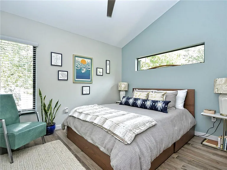 1524 Piedmont Ave #B — Photo 3