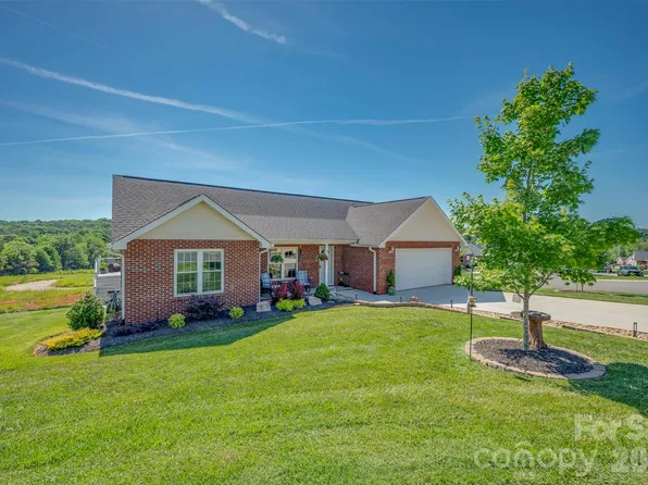110 Kingston Pl, Spindale, NC 28160