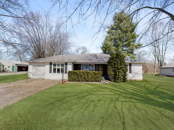 8358 Main St, Coatesville, IN 46121