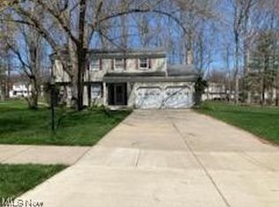 3600 Ridge Park Dr, Broadview Heights, OH 44147
