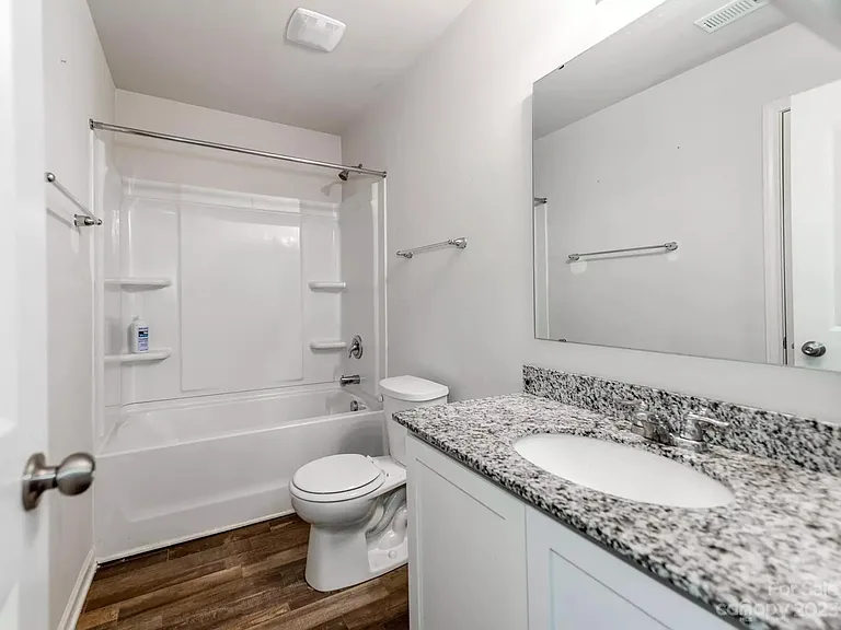 1016 Amberlight Cir #1016 — Photo 17