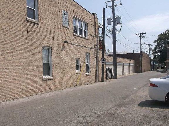 2nd image of 1603 Oak Park Ave