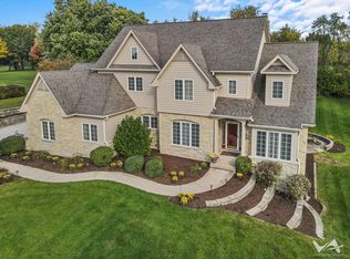 43W330 Kenmar Dr, Elburn, IL 60119