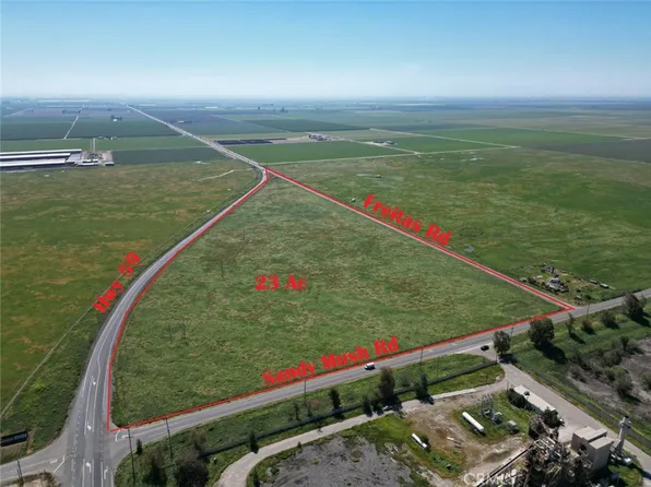 59 S Highway 59, El Nido, CA 95317