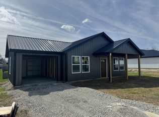 406 E College St, Bainbridge, IN 46105