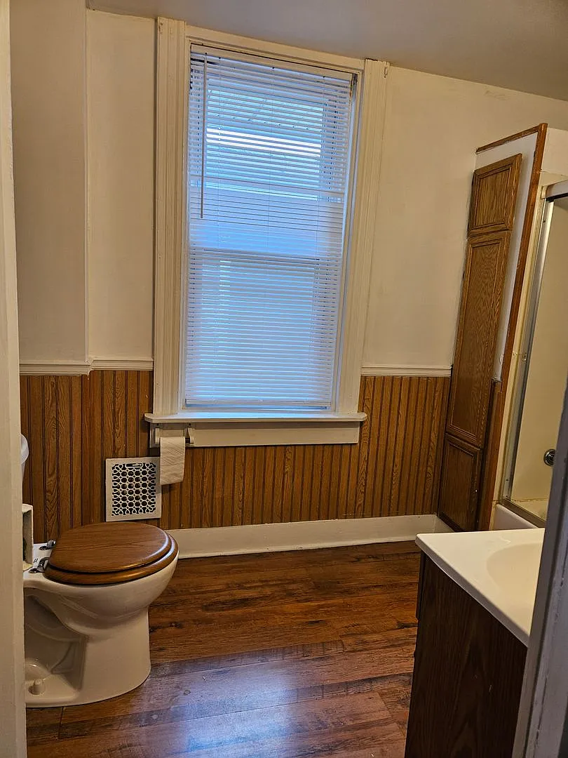 835 W Princess Street, YORK — Photo 4