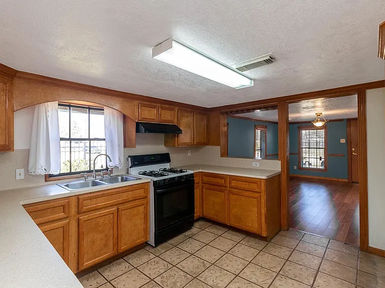 8004 Mendez St — Photo 11