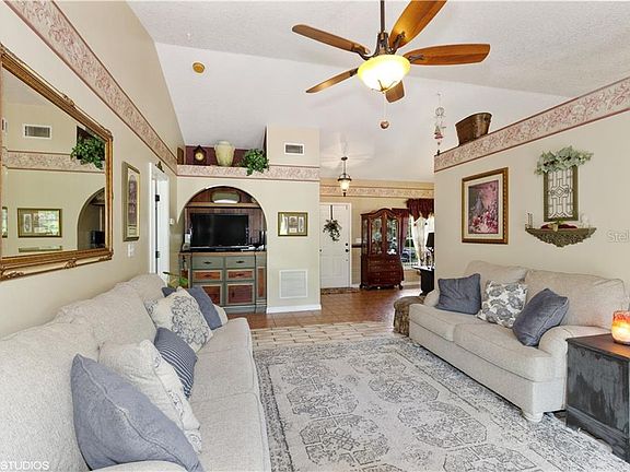 4th image of 3565 Cord Ave