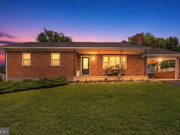 3153 Charles Town Rd, Kearneysville, WV 25430