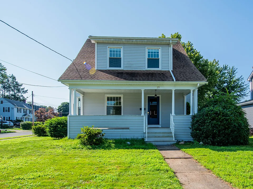 29 Whitman Ave