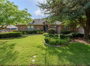 3832 Ridgemont Ln, Denton, TX 76210