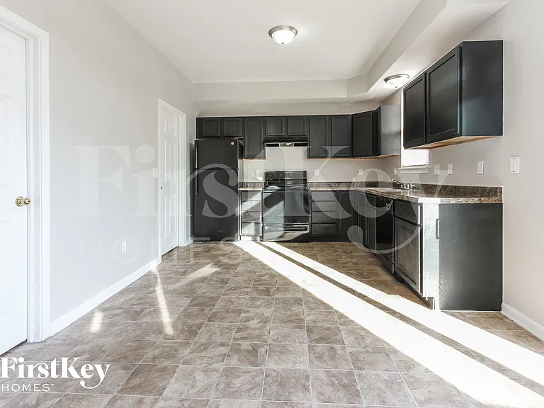 527 Hollow Pear Dr — Photo 6