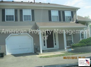 230 Ivy Ct, Streamwood, IL 60107