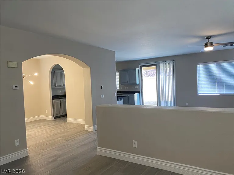 471 Center Green Dr — Photo 3