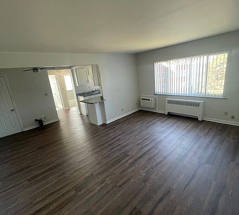 2nd image of 1188 Far Hills Dr APT 23