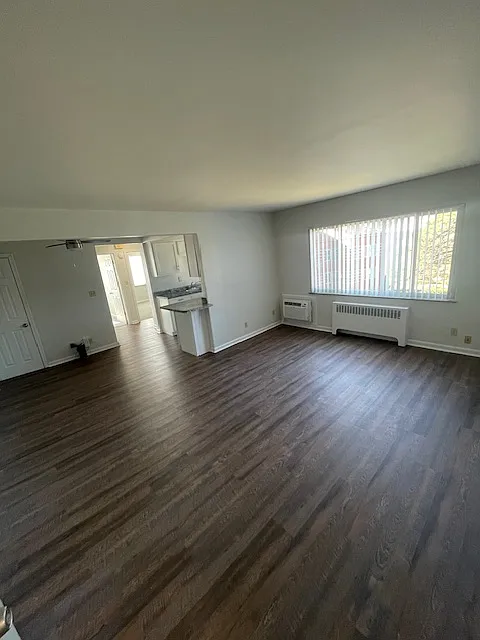 Building Photo - 1188 Far Hills Dr #23