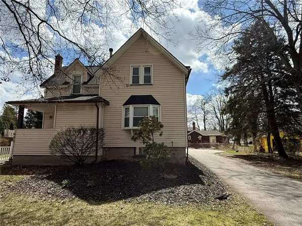 603 Denise Rd, Rochester, NY 14616