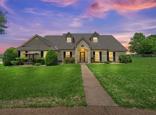 1018 Shilling Dr, Elm Mott, TX 76640