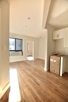 Rented by Makover Group Inc | media 45