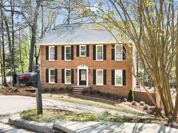 3201 Berkeley Ln, Birmingham, AL 35242