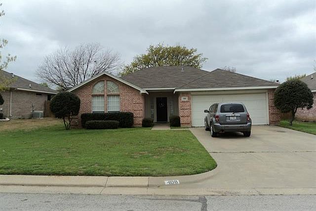 1st image of 408 Dakota Dr