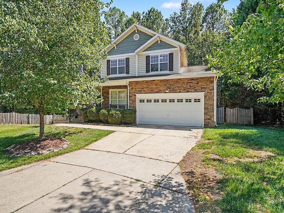 1st image of 6 Silverbell Ct