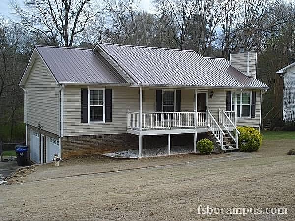 2nd image of 215 Ridgewood Dr