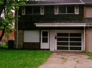 452 W 136th St, Riverdale, IL 60827