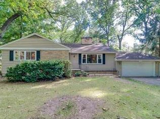 19200 Summers Dr, South Bend, IN 46637