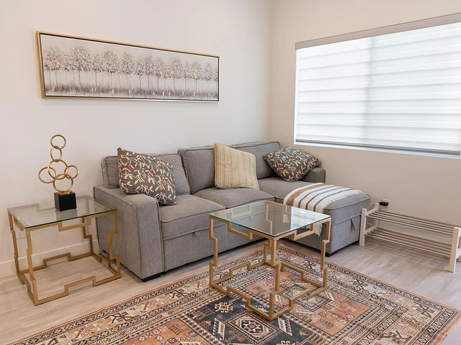 2 bed, 1000 sqft, $7,000 — Photo 4
